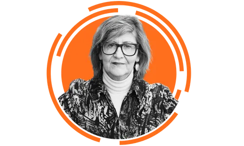 Lola Lara comisión circuito 2026